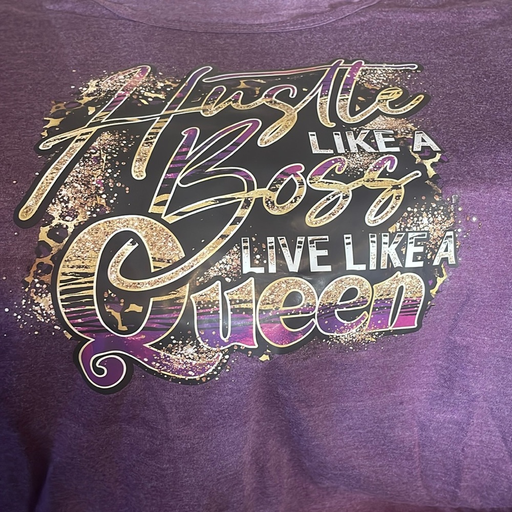 A medium, Purple\Grayish, “Hustle like a boss, live like a queen”, shirt.